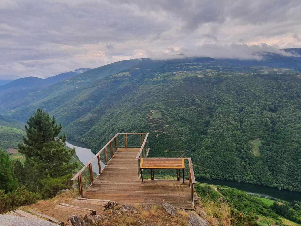 Casa Do Hiebra Alojamiento Rural Ribeira Sacra Castroncelos 外观 照片