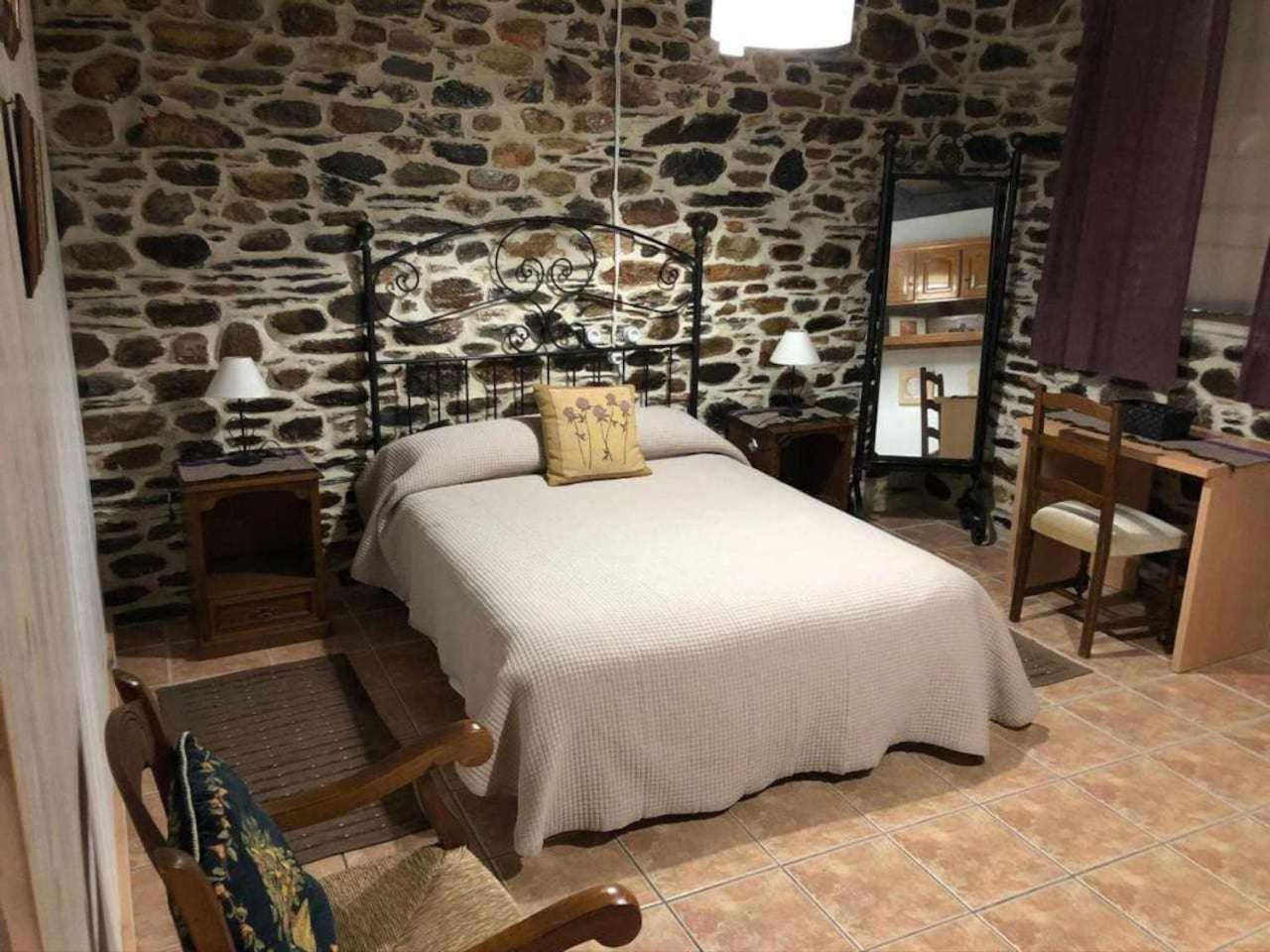 Casa Do Hiebra Alojamiento Rural Ribeira Sacra Castroncelos 外观 照片