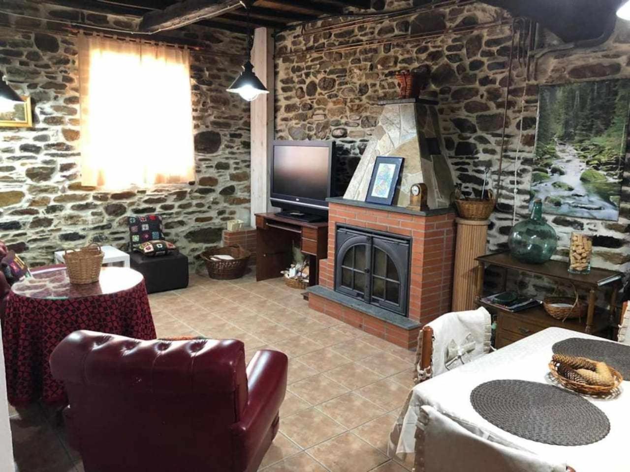 Casa Do Hiebra Alojamiento Rural Ribeira Sacra Castroncelos 外观 照片